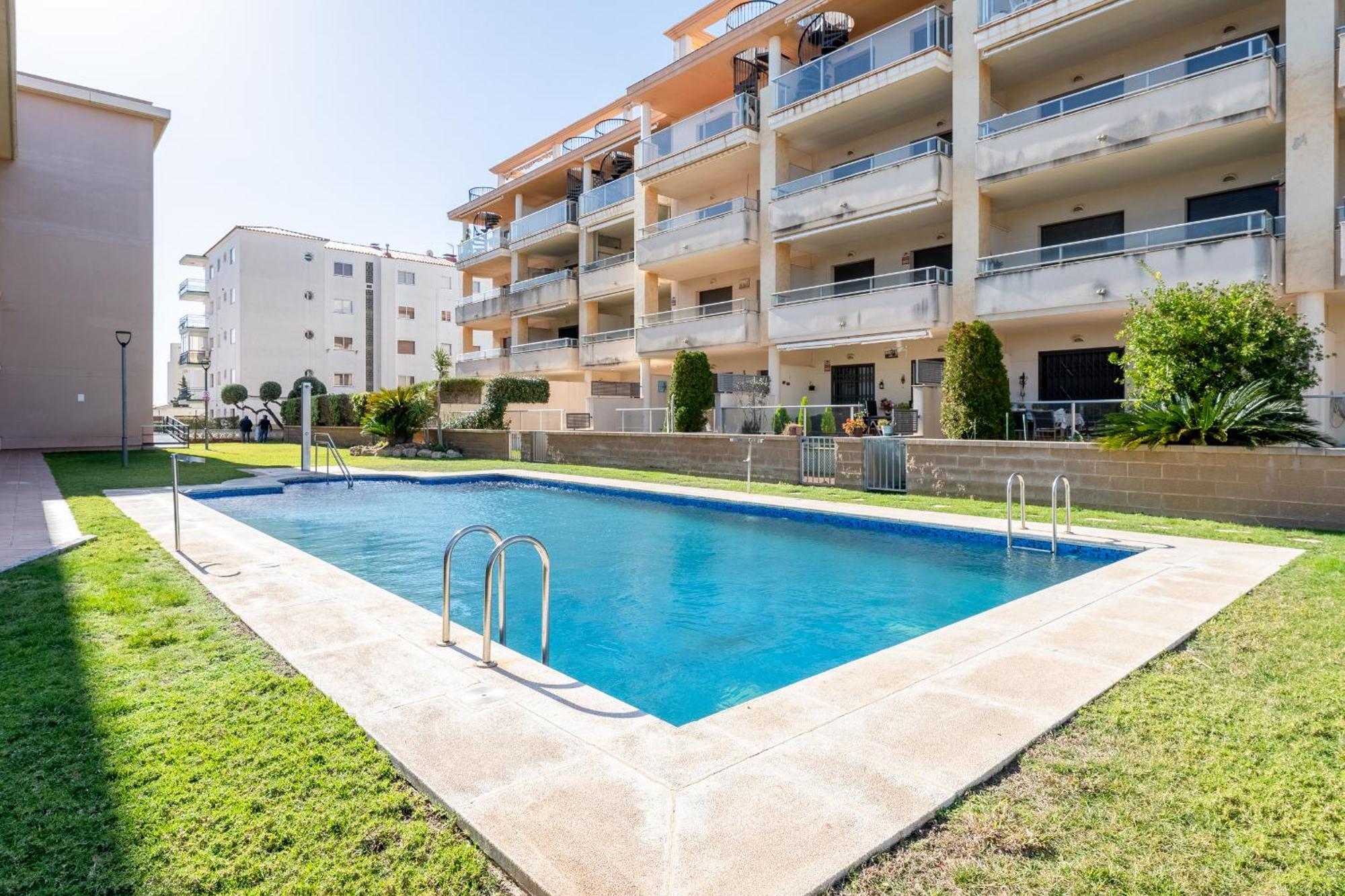 Hauzify I Apartament Oliveres Hospitalet De L'Infant Buitenkant foto